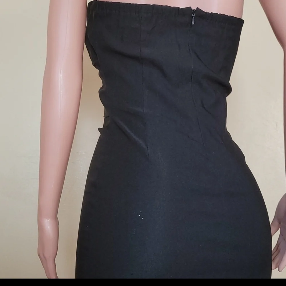 LBD - Picture 5 of 6